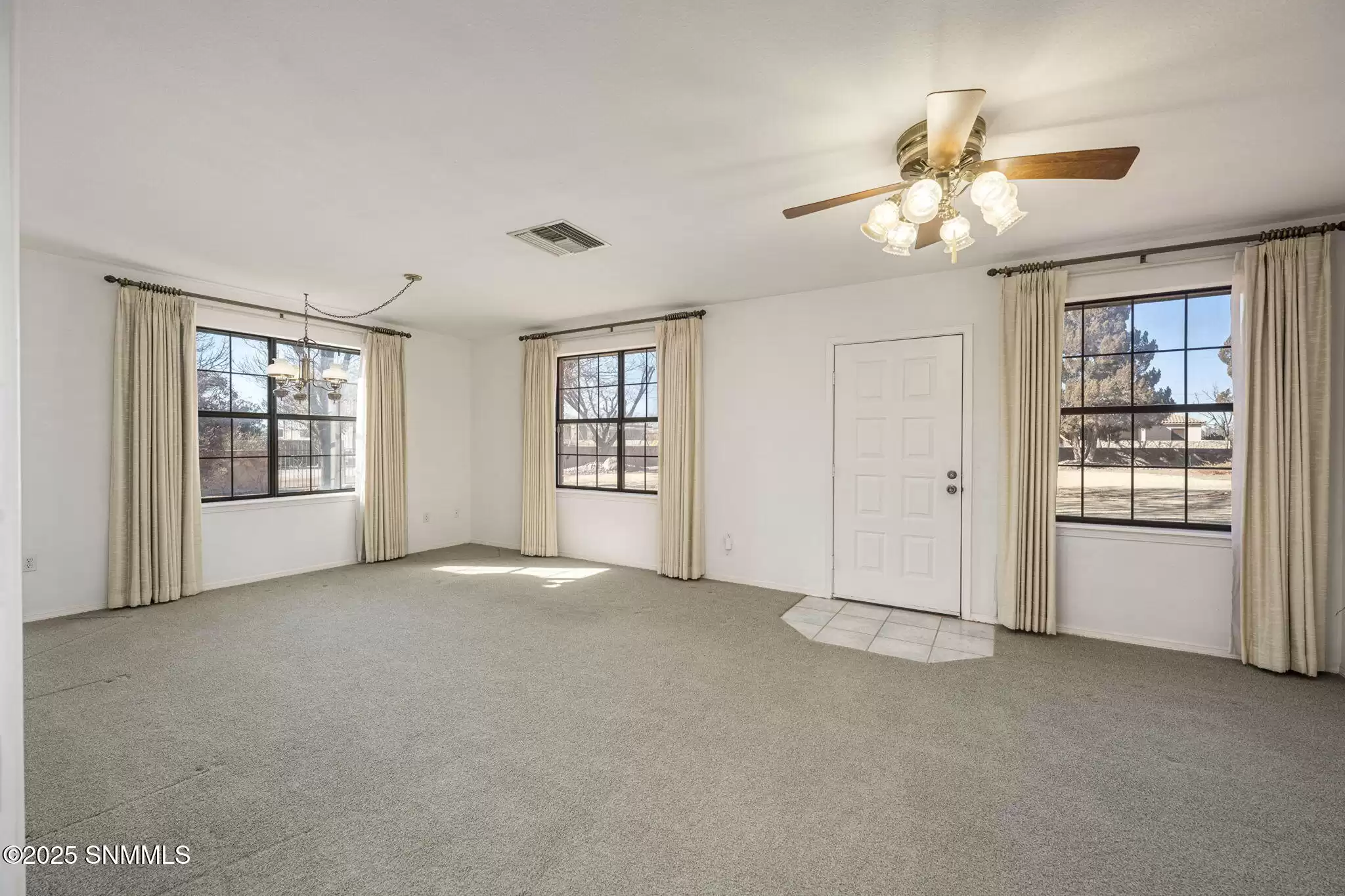 28-web-or-mls-Snappin Homes (TresPinos20