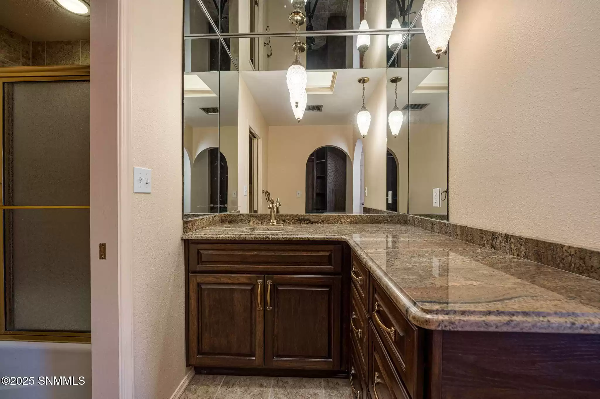 35-web-or-mls-Snappin Homes (TresPinos20