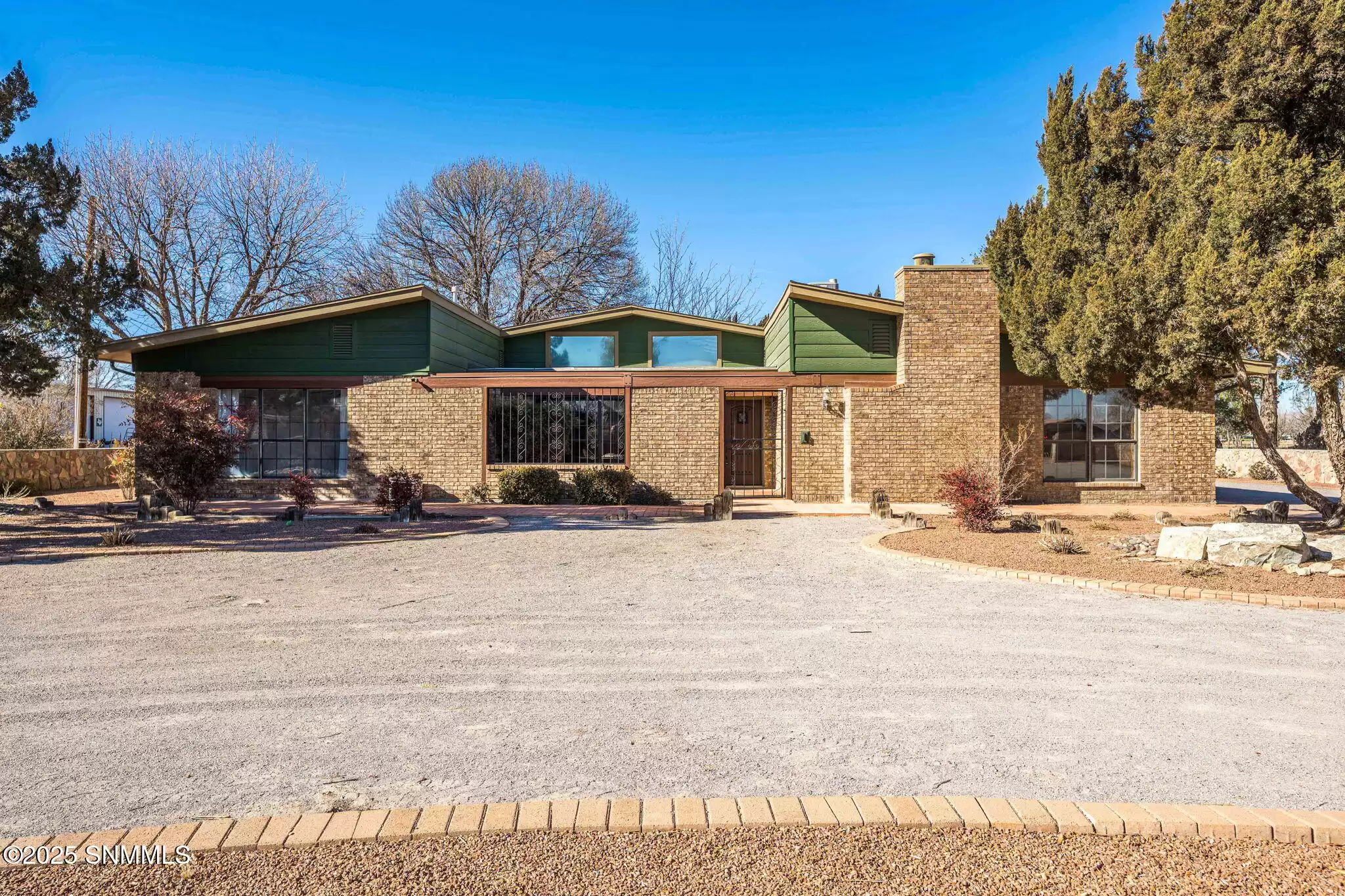 1-web-or-mls-Snappin Homes (TresPinos208