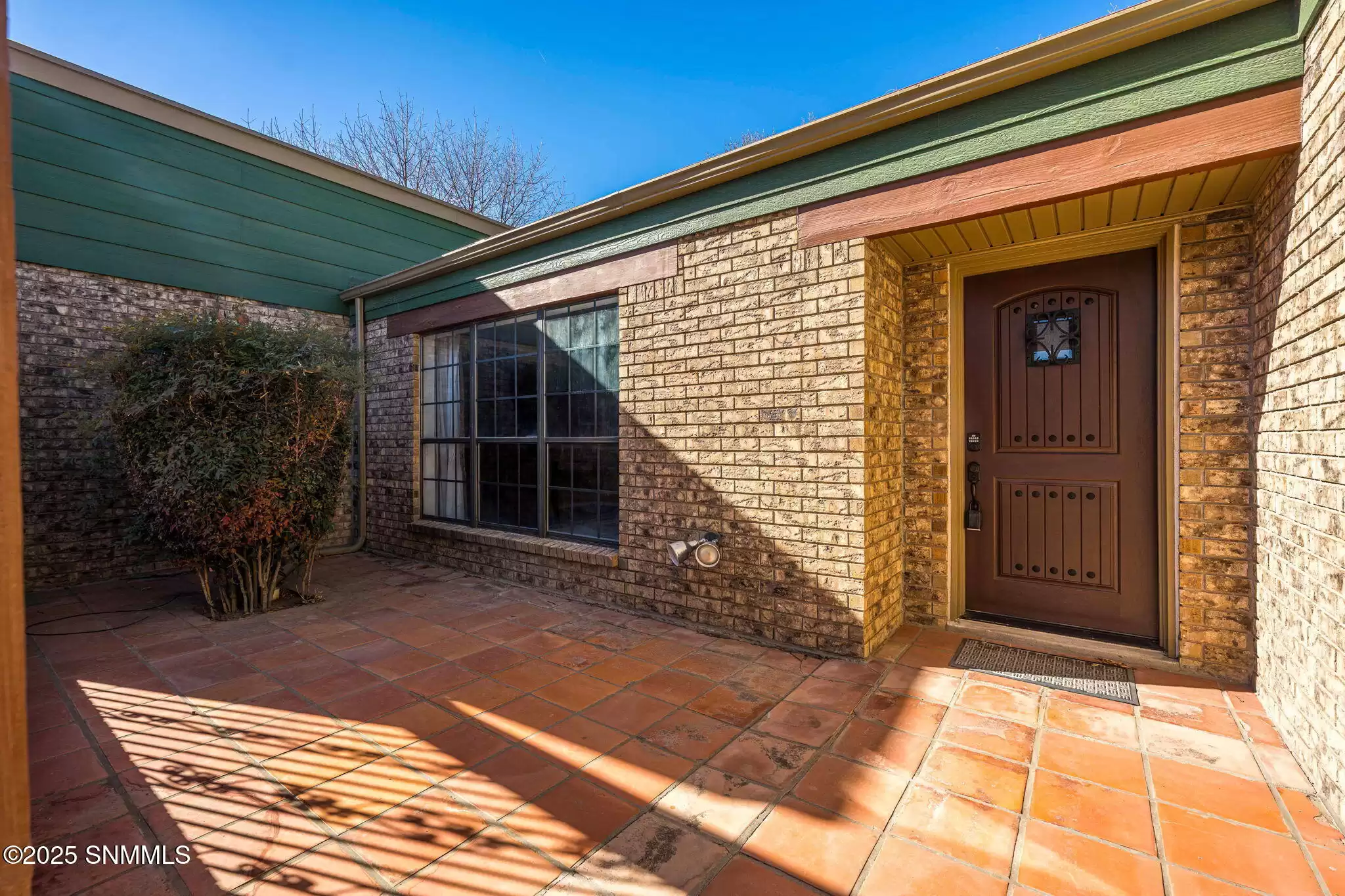 6-web-or-mls-Snappin Homes (TresPinos208