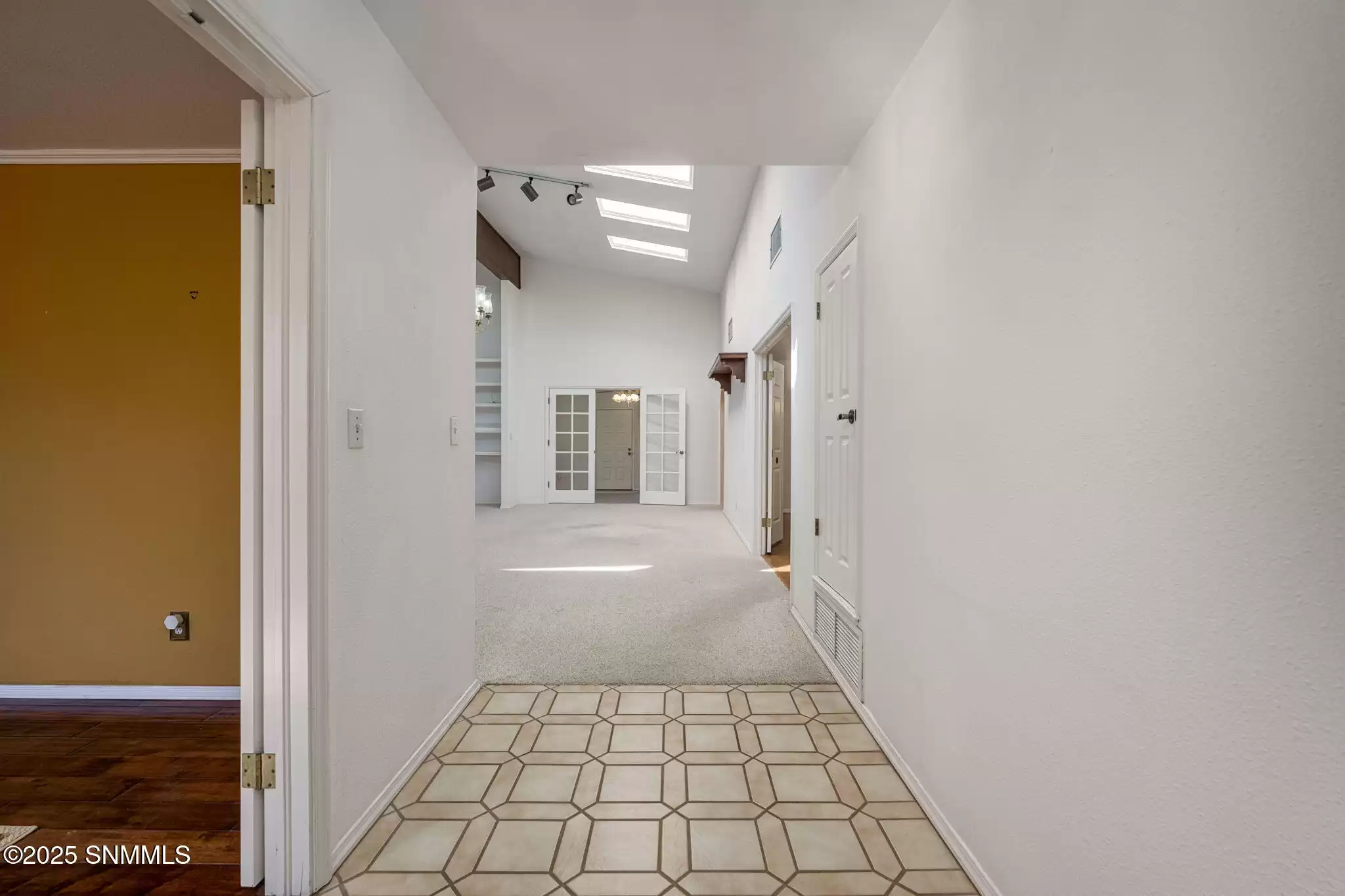 7-web-or-mls-Snappin Homes (TresPinos208