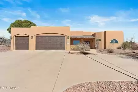 10057 Saragossa Court, Las Cruces, New Mexico 88007, 4 Bedrooms Bedrooms, ,3 BathroomsBathrooms,Residential,For Sale,Saragossa,2500352