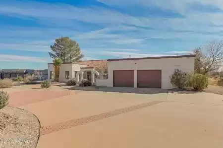 6616 Vista Hermosa, Las Cruces, New Mexico 88007, 4 Bedrooms Bedrooms, ,3 BathroomsBathrooms,Residential,For Sale,Vista Hermosa,2500584