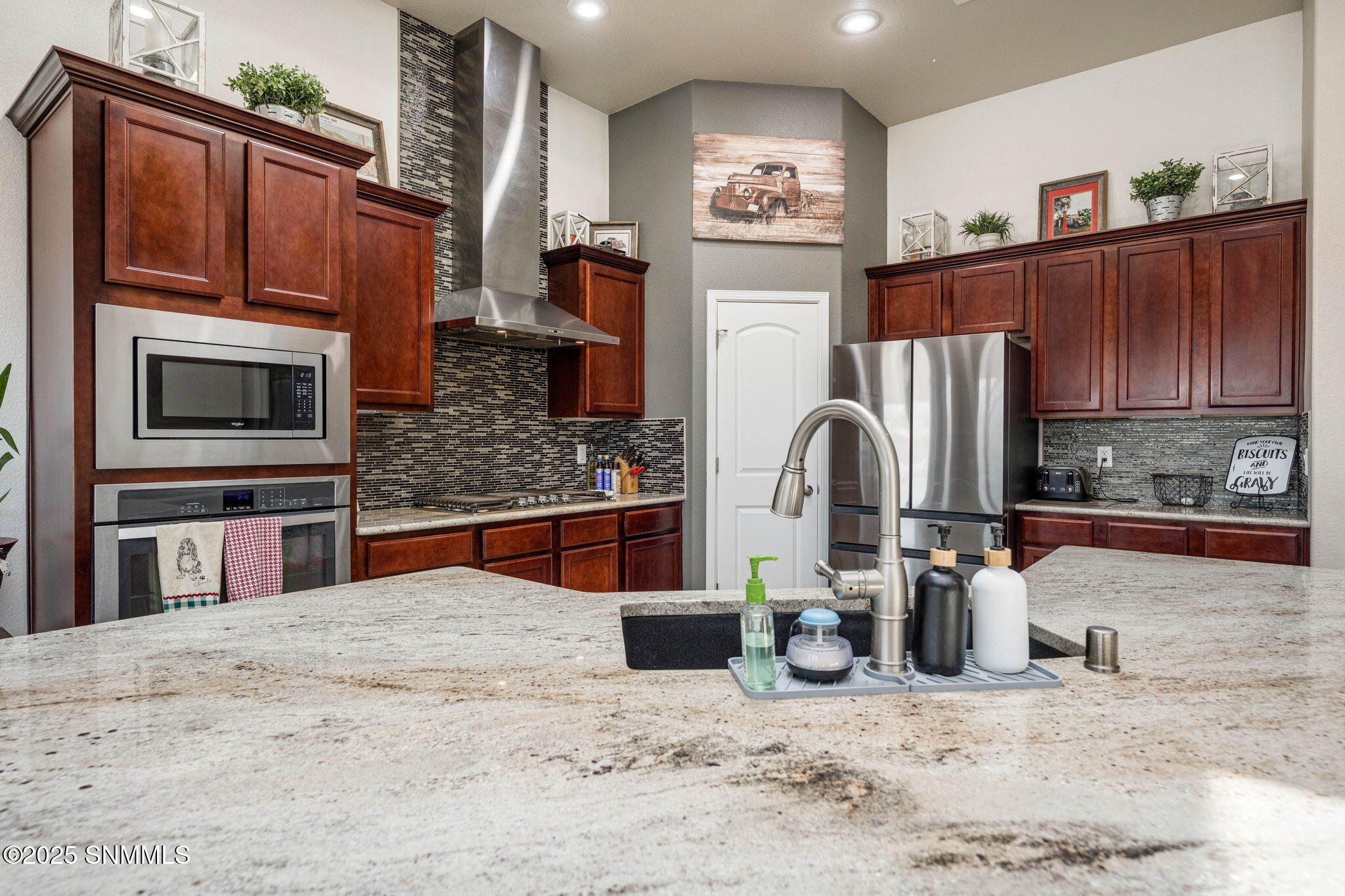 11-web-or-mls-Snappin Homes (Riverwalk45