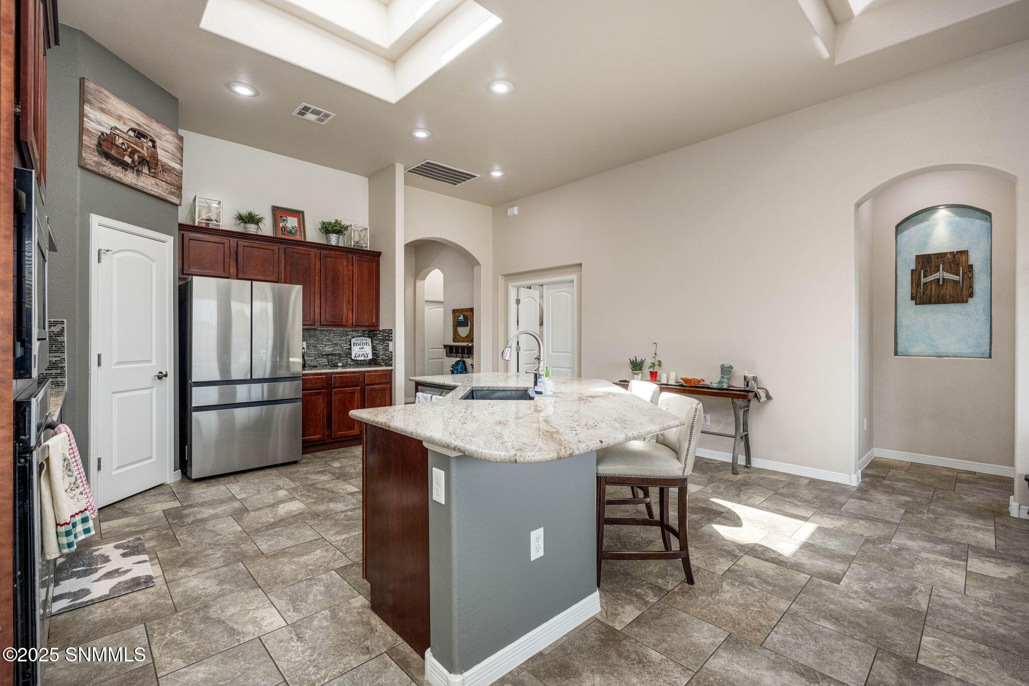 13-web-or-mls-Snappin Homes (Riverwalk45