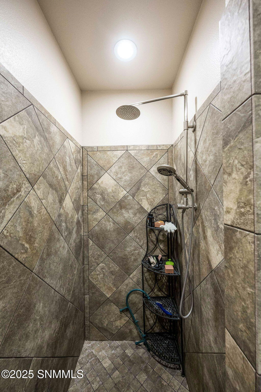 28-web-or-mls-Snappin Homes (Riverwalk45