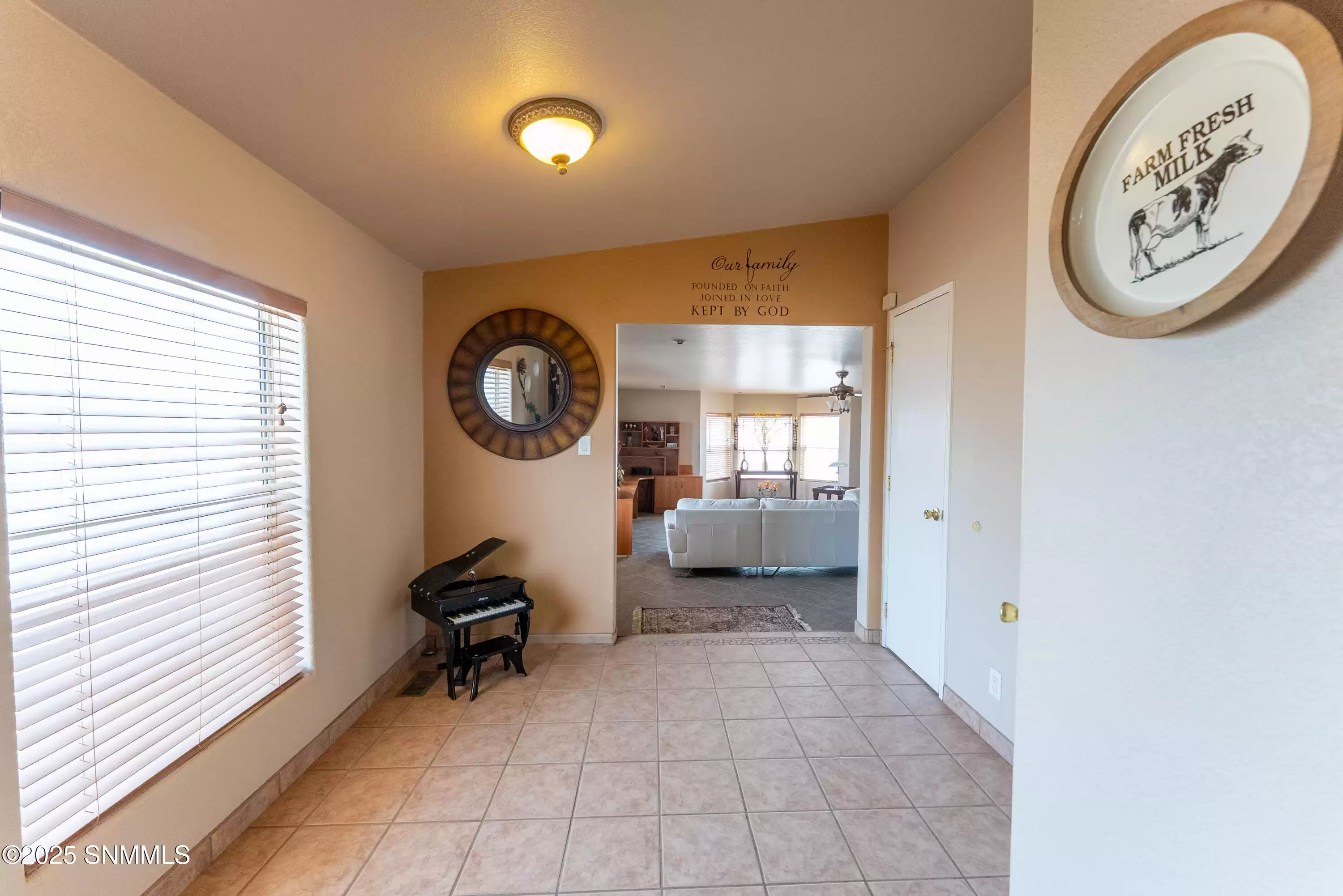 CcmtBnB-0%21sizeoriginal 2