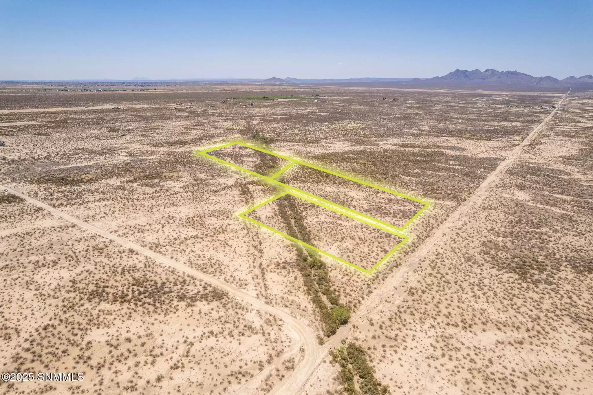 1-web-or-mls-Snappin Homes (RabbitRunLot