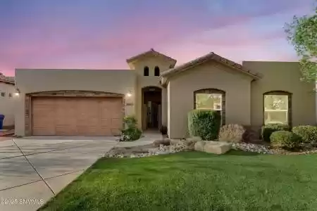 3661 San Clemente Avenue, Las Cruces, New Mexico 88012, 3 Bedrooms Bedrooms, ,2 BathroomsBathrooms,Residential,For Sale,San Clemente,2501185