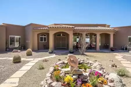 4972 Black Quartz Road, Las Cruces, New Mexico 88011, 4 Bedrooms Bedrooms, ,2 BathroomsBathrooms,Residential,For Sale,Black Quartz,2501209