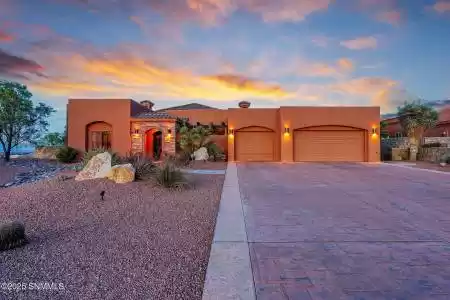 1228 Regency Court, Las Cruces, New Mexico 88007, 3 Bedrooms Bedrooms, ,2 BathroomsBathrooms,Residential,For Sale,Regency,2501229