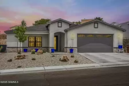 2621 East Springs Road, Las Cruces, New Mexico 88011, 3 Bedrooms Bedrooms, ,3 BathroomsBathrooms,Residential,For Sale,East Springs,2501262