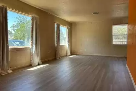 1107 Jett Avenue, Las Cruces, New Mexico 88001, 4 Bedrooms Bedrooms, ,1 BathroomBathrooms,Residential,For Sale,Jett,2501292