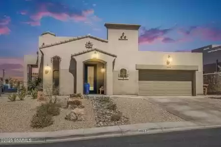 4623 Monument Court, Las Cruces, New Mexico 88011, 3 Bedrooms Bedrooms, ,2 BathroomsBathrooms,Residential,For Sale,Monument,2501411