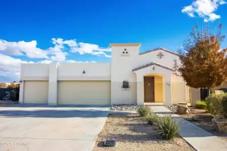 1415 San Bonifacio, Las Cruces, New Mexico 88005, 4 Bedrooms Bedrooms, ,2 BathroomsBathrooms,Residential Lease,For Rent,San Bonifacio,2501434