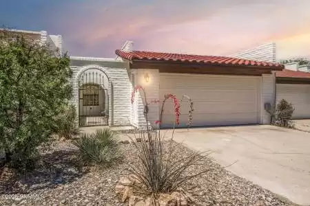 810 Mormon Place, Las Cruces, New Mexico 88011, 2 Bedrooms Bedrooms, ,2 BathroomsBathrooms,Residential,For Sale,Mormon,2501521