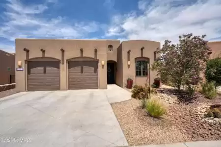 8065 Willow Bloom Circle, Las Cruces, New Mexico 88007, 3 Bedrooms Bedrooms, ,2 BathroomsBathrooms,Residential,For Sale,Willow Bloom,2501539