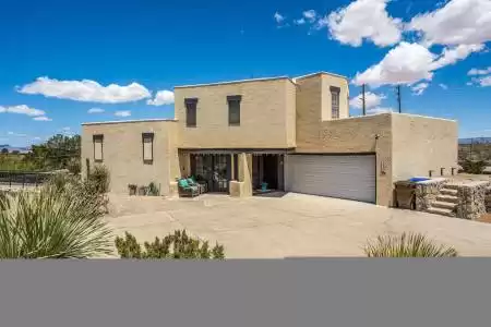 1589 Imperial Ridge Street, Las Cruces, New Mexico 88011, 4 Bedrooms Bedrooms, ,3 BathroomsBathrooms,Residential,For Sale,Imperial Ridge,2501380