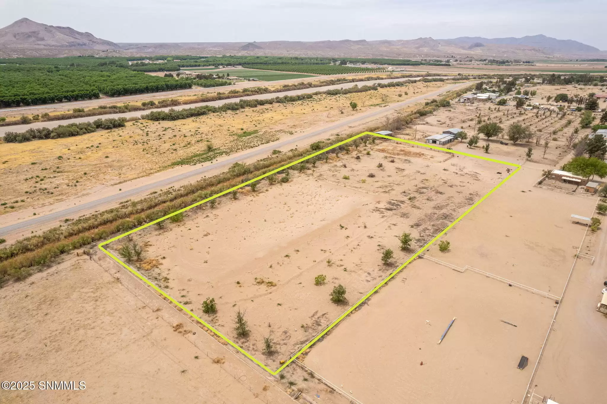 7-web-or-mls-Snappin Homes (WillowCreekR