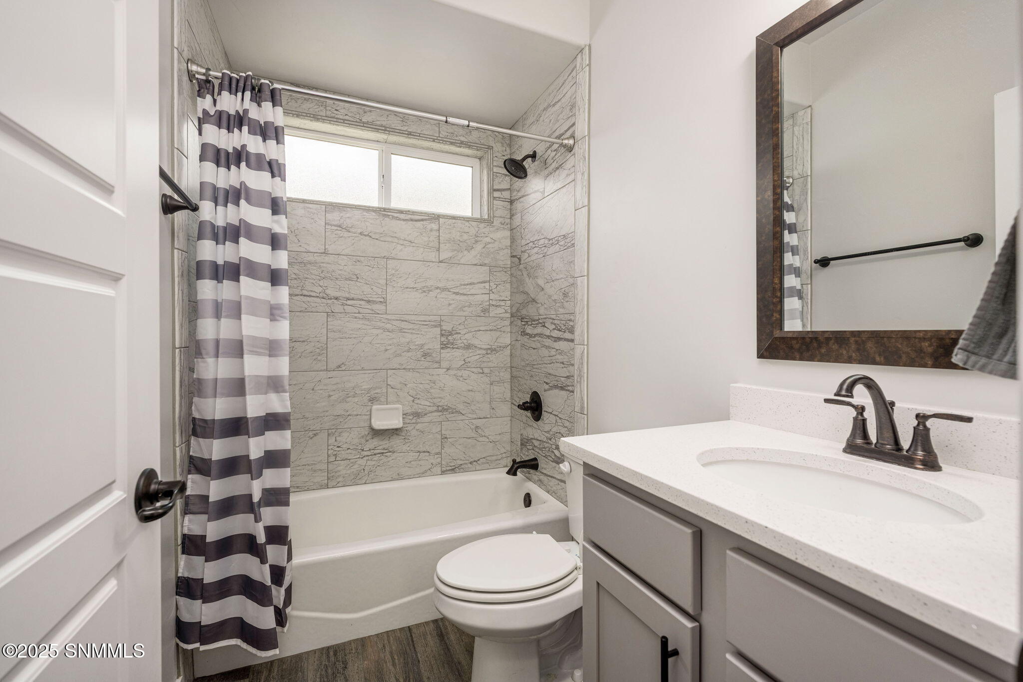 26-web-or-mls-Snappin Homes (MarvinGarde