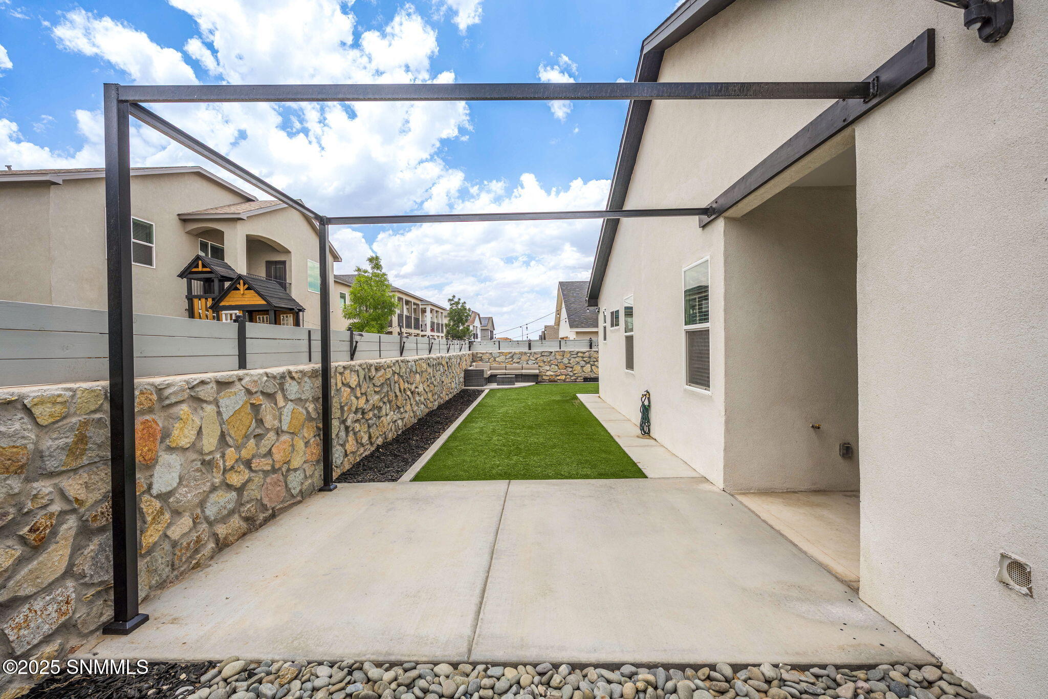 44-web-or-mls-Snappin Homes (MarvinGarde