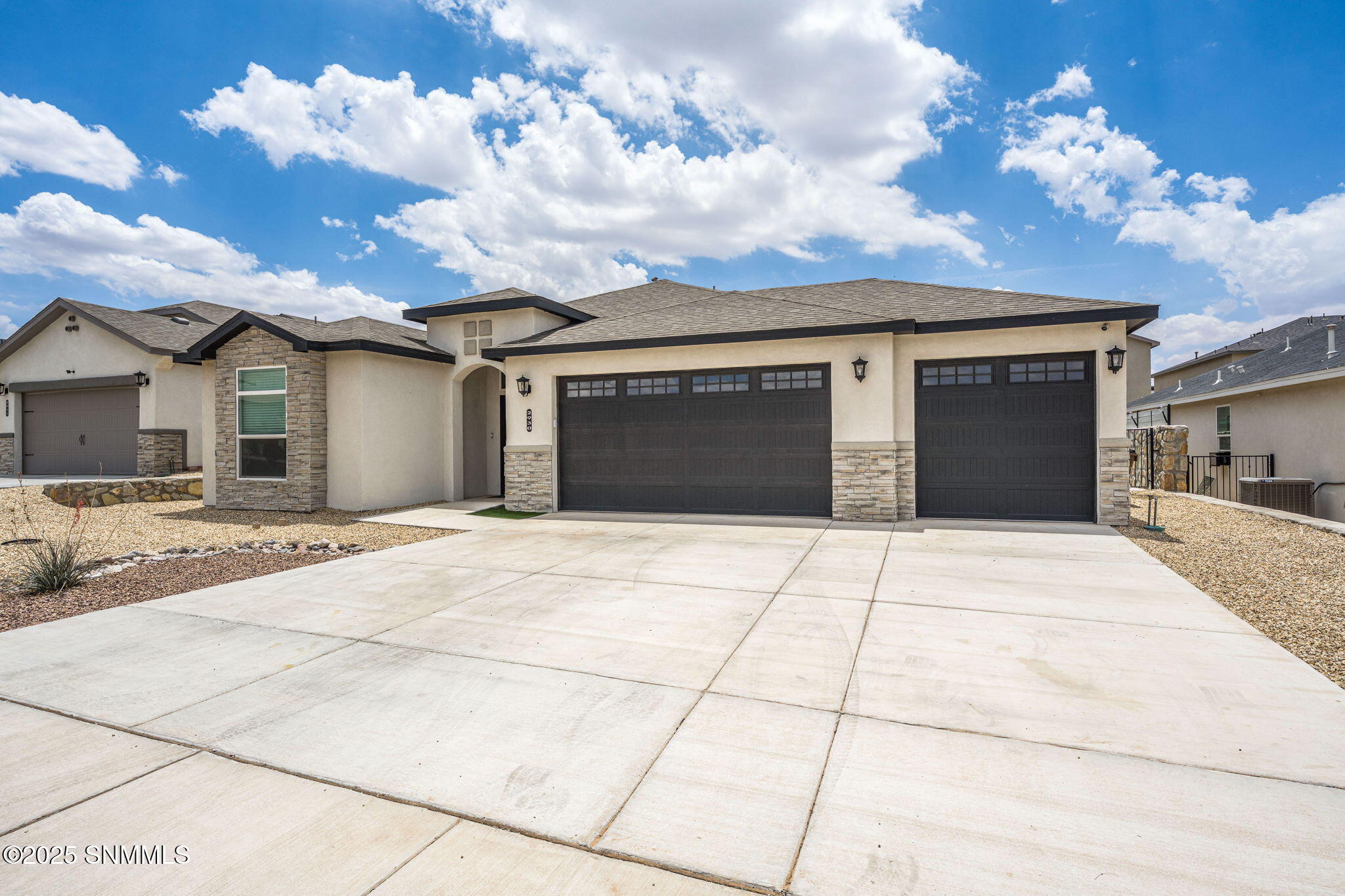 50-web-or-mls-Snappin Homes (MarvinGarde