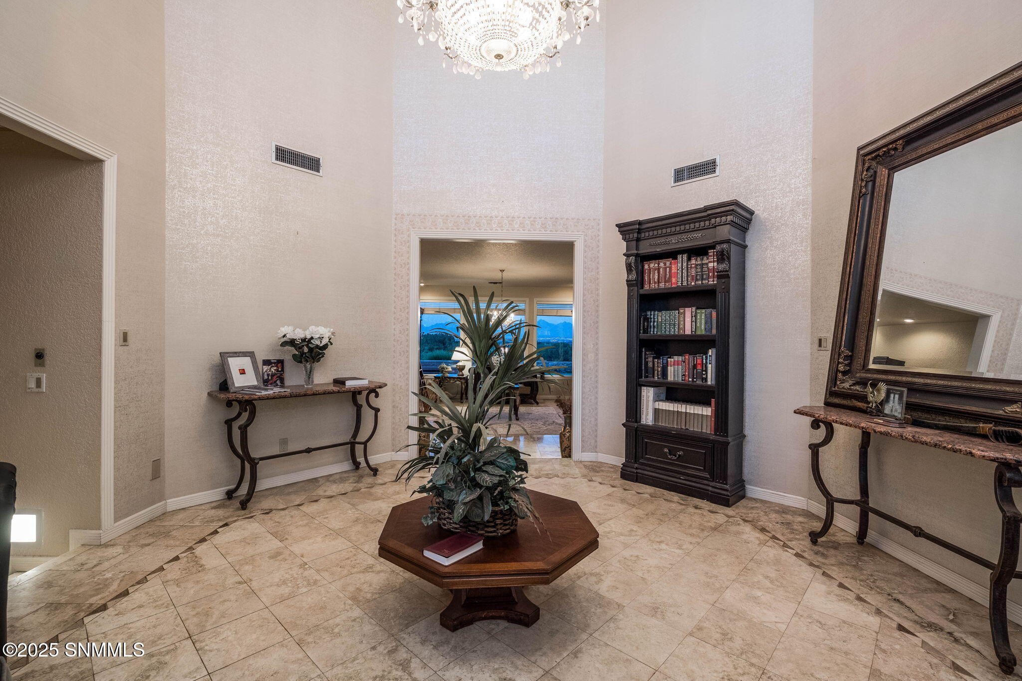 8-web-or-mls-Snappin Homes (VistaHermosa