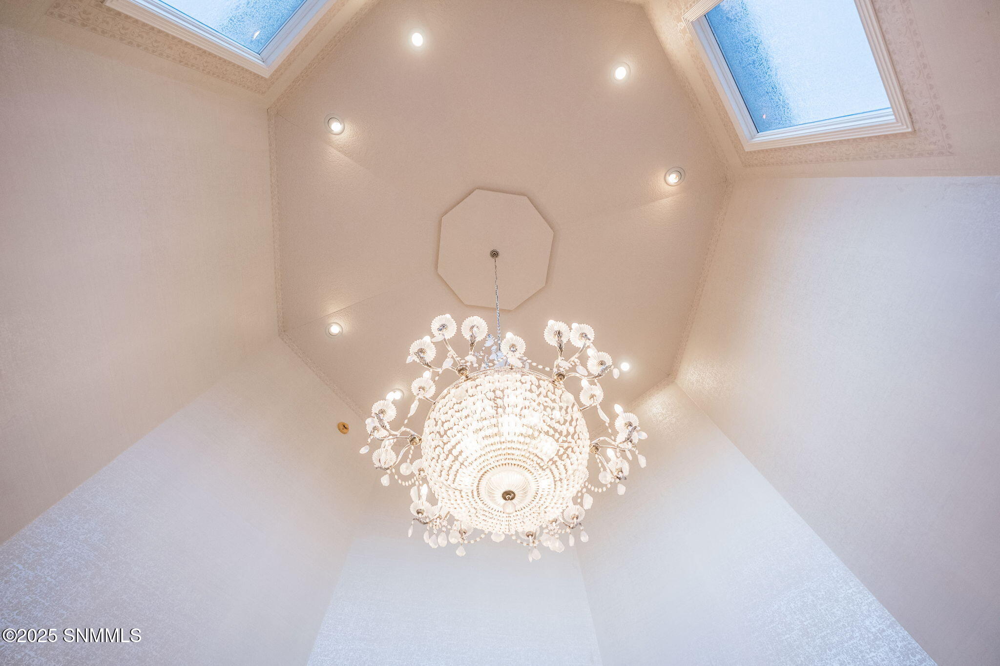 9-web-or-mls-Snappin Homes (VistaHermosa