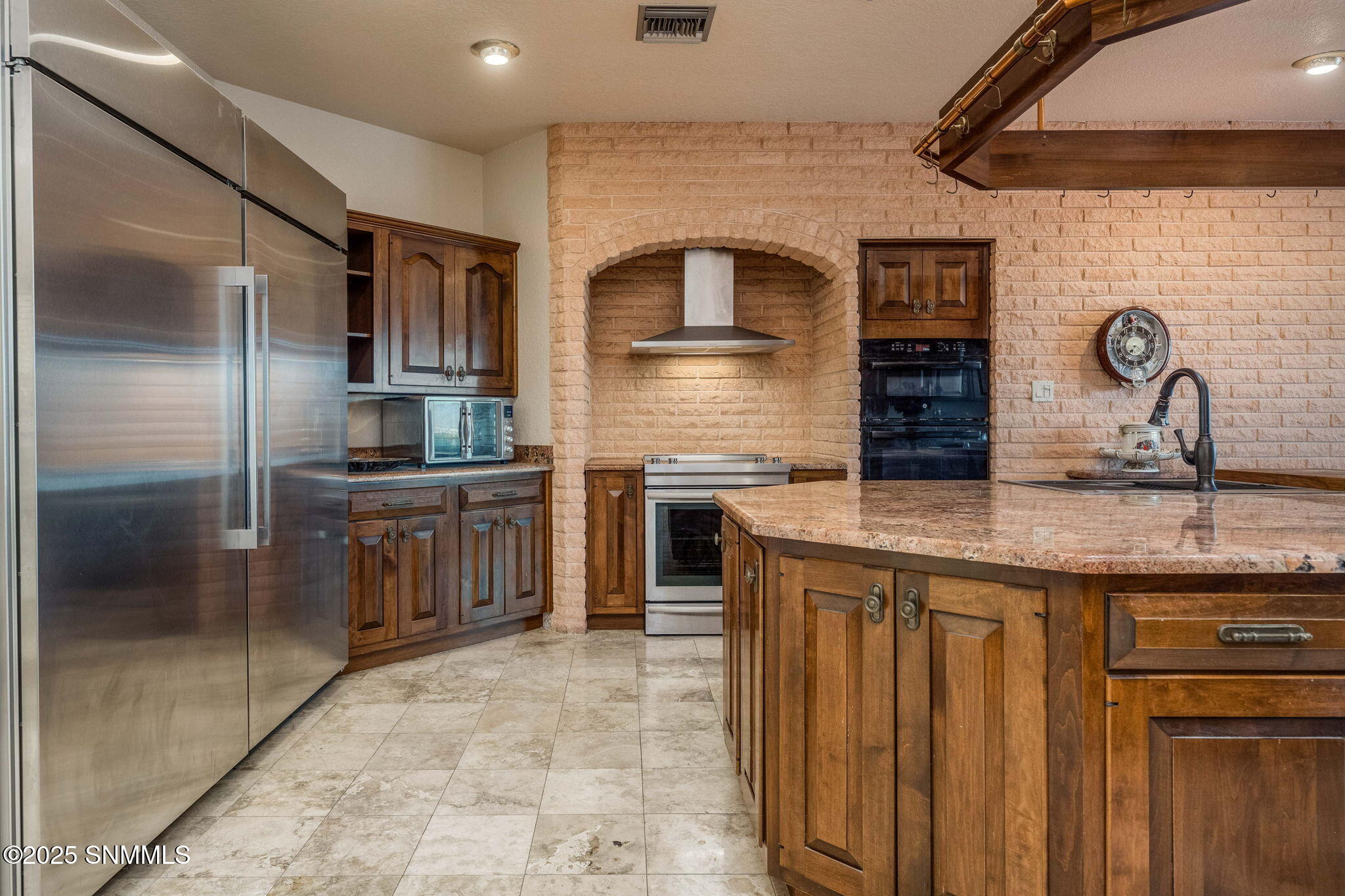 25-web-or-mls-Snappin Homes (VistaHermos