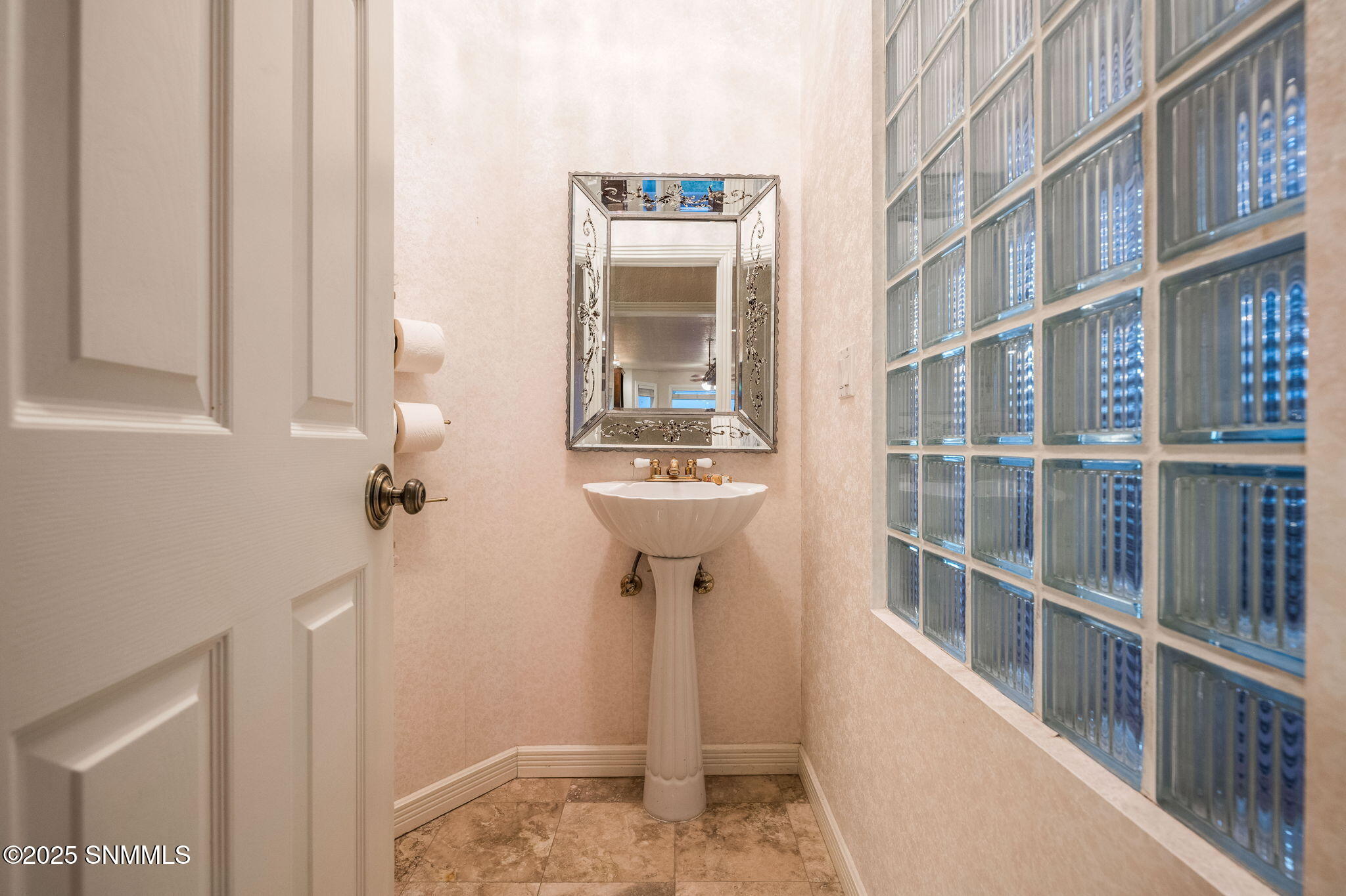 31-web-or-mls-Snappin Homes (VistaHermos