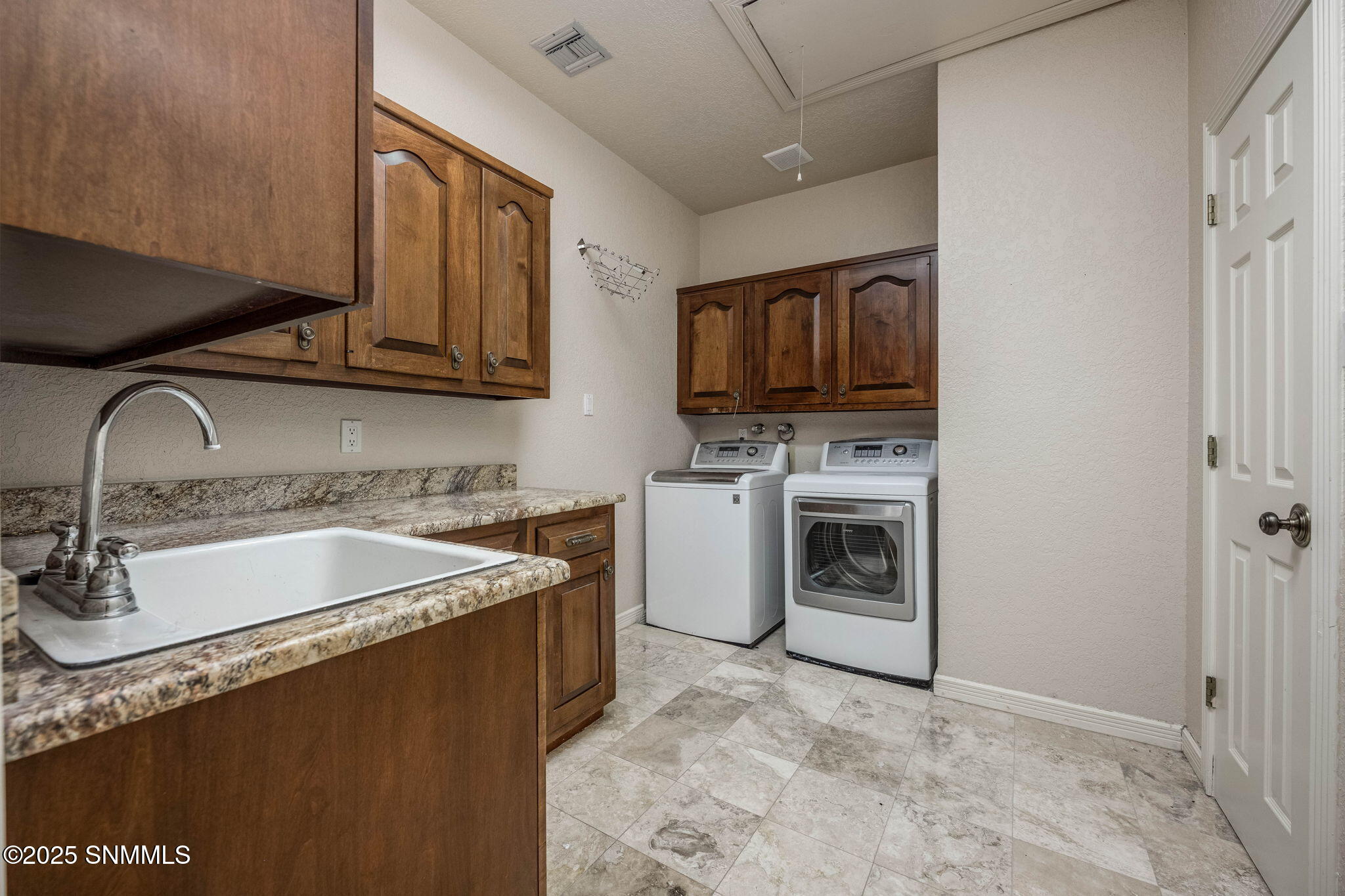 54-web-or-mls-Snappin Homes (VistaHermos