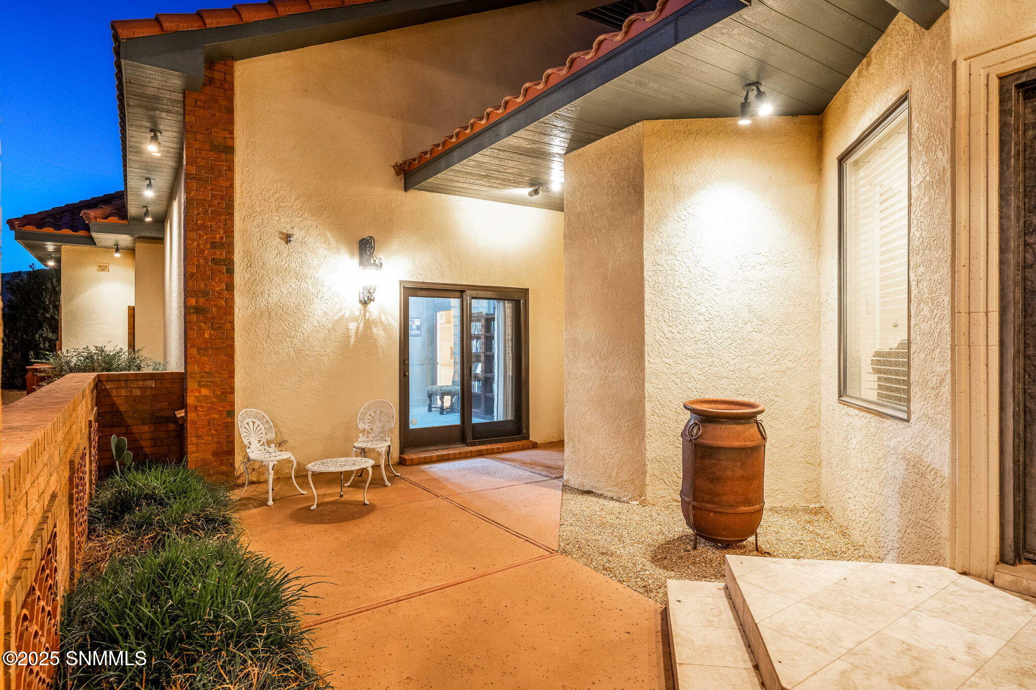 6-web-or-mls-Snappin Homes (VistaHermosa