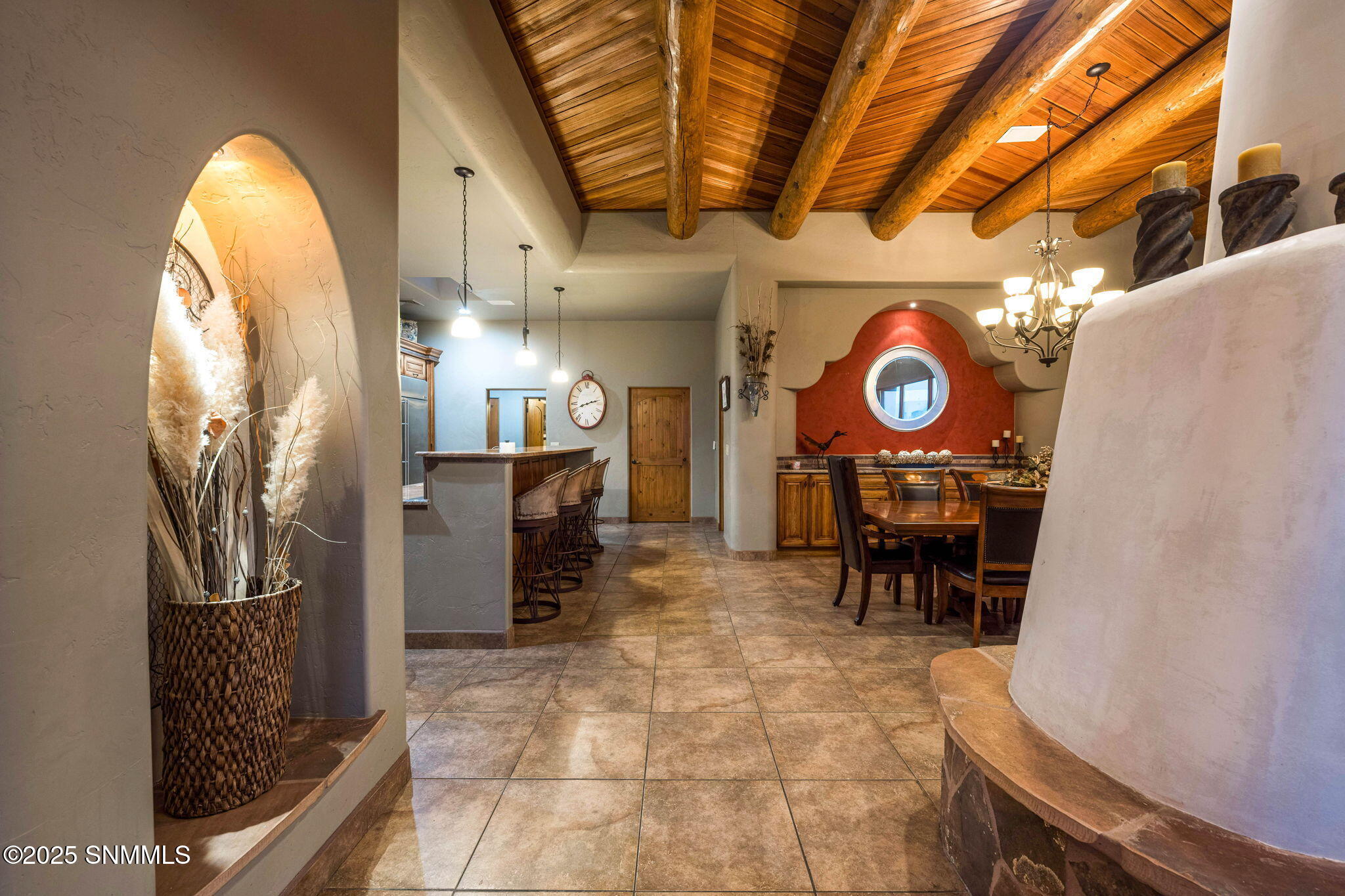 13-web-or-mls-Snappin Homes (Renoir8095)