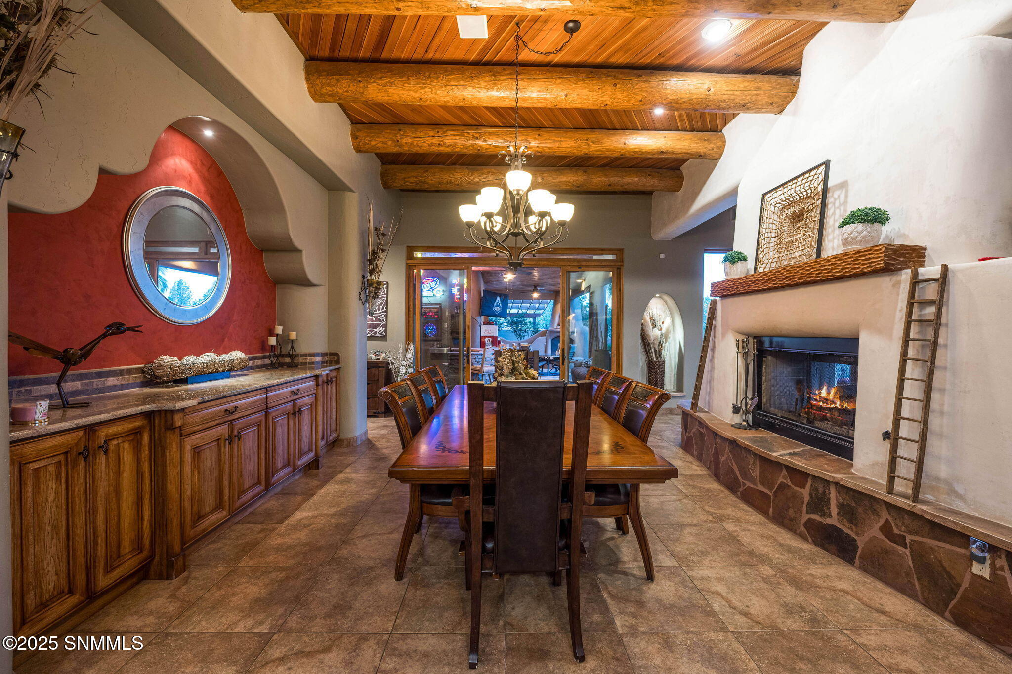 23-web-or-mls-Snappin Homes (Renoir8095)