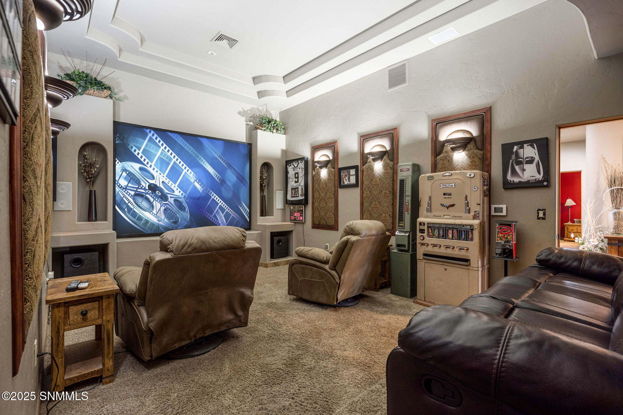 24-web-or-mls-Snappin Homes (Renoir8095)