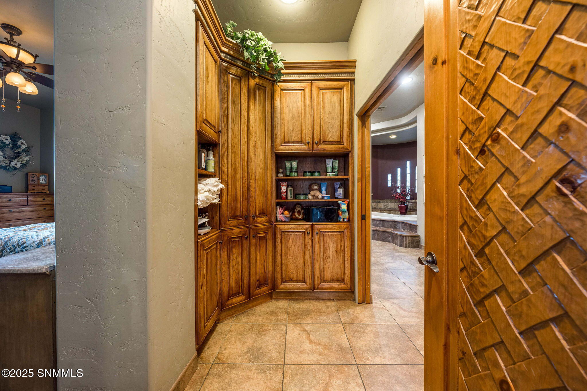 26-web-or-mls-Snappin Homes (Renoir8095)