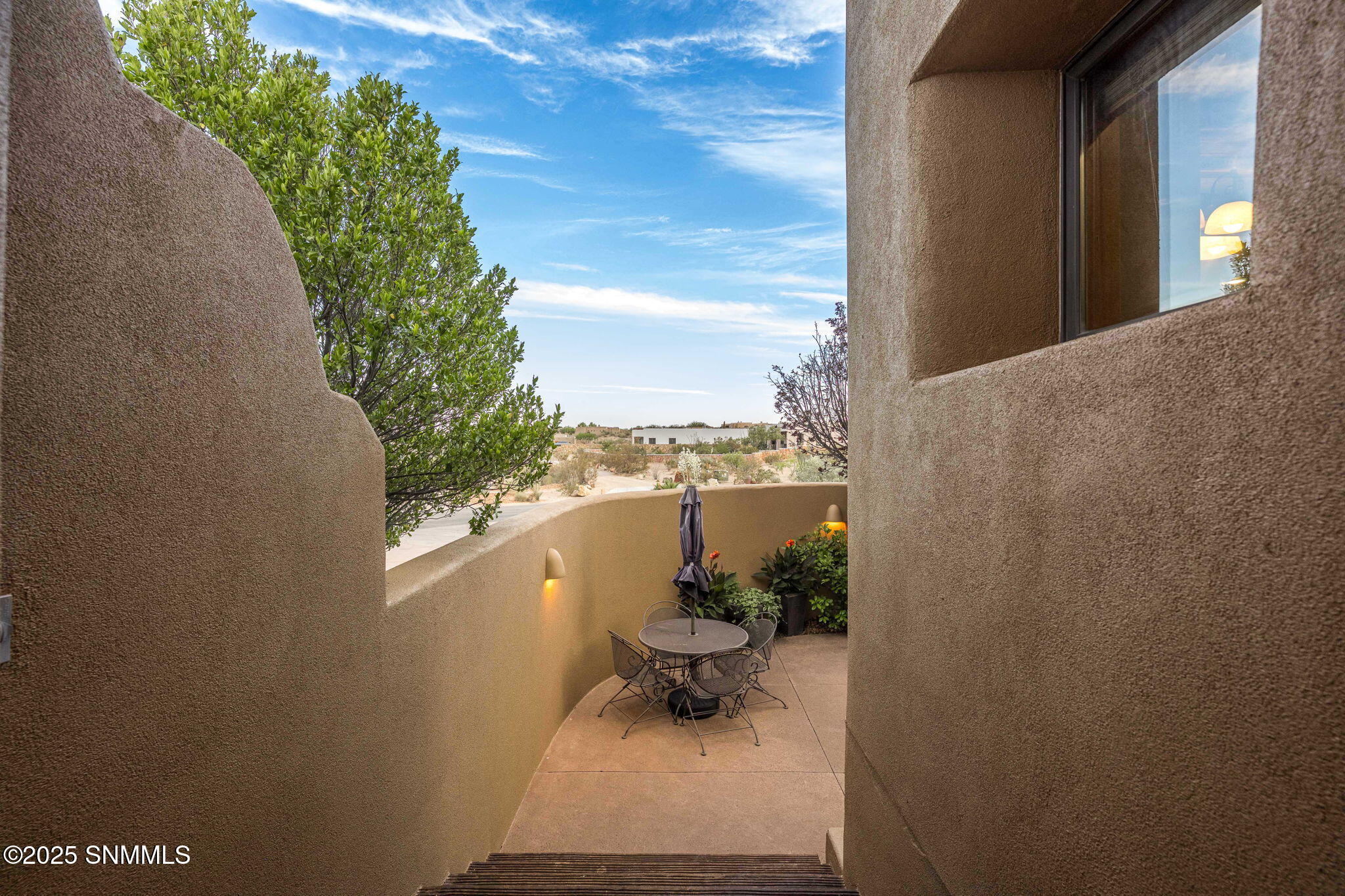 32-web-or-mls-Snappin Homes (Renoir8095)