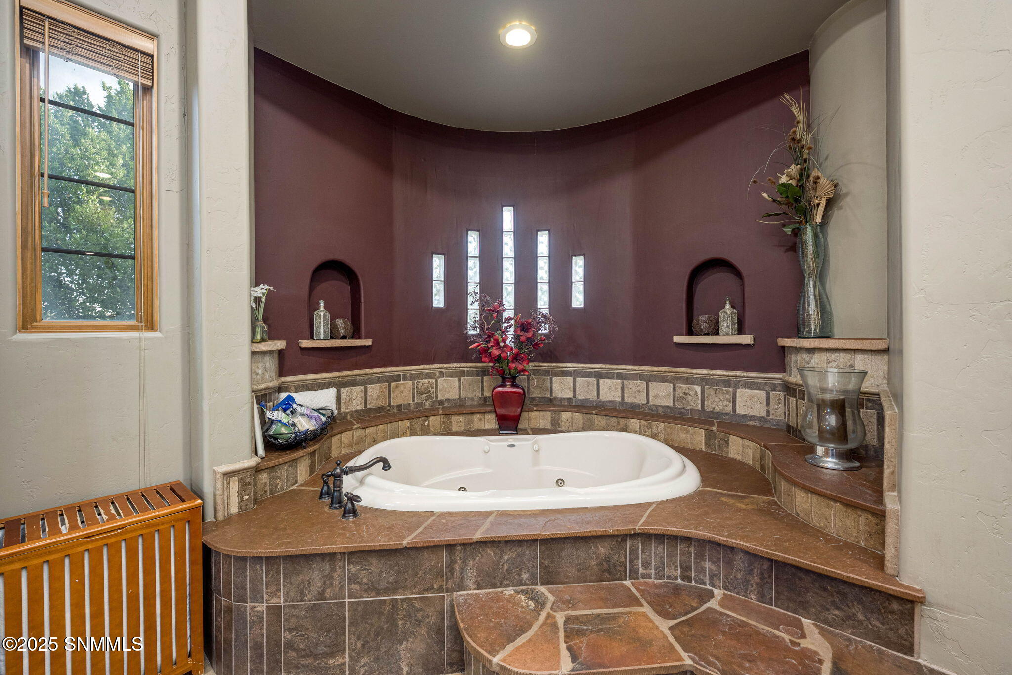 35-web-or-mls-Snappin Homes (Renoir8095)