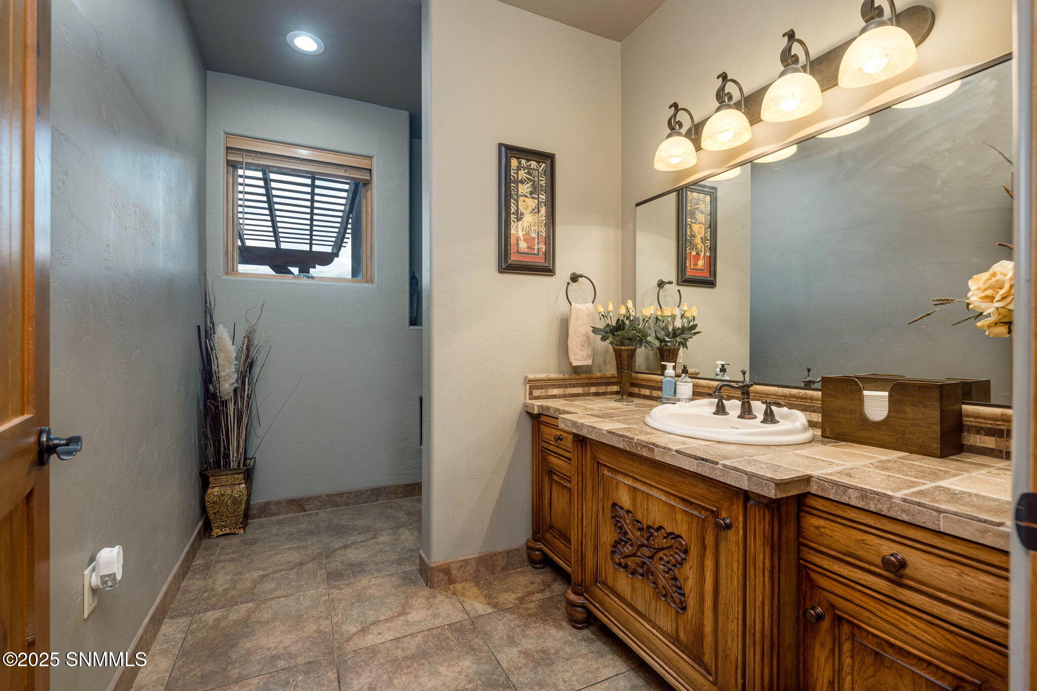 43-web-or-mls-Snappin Homes (Renoir8095)