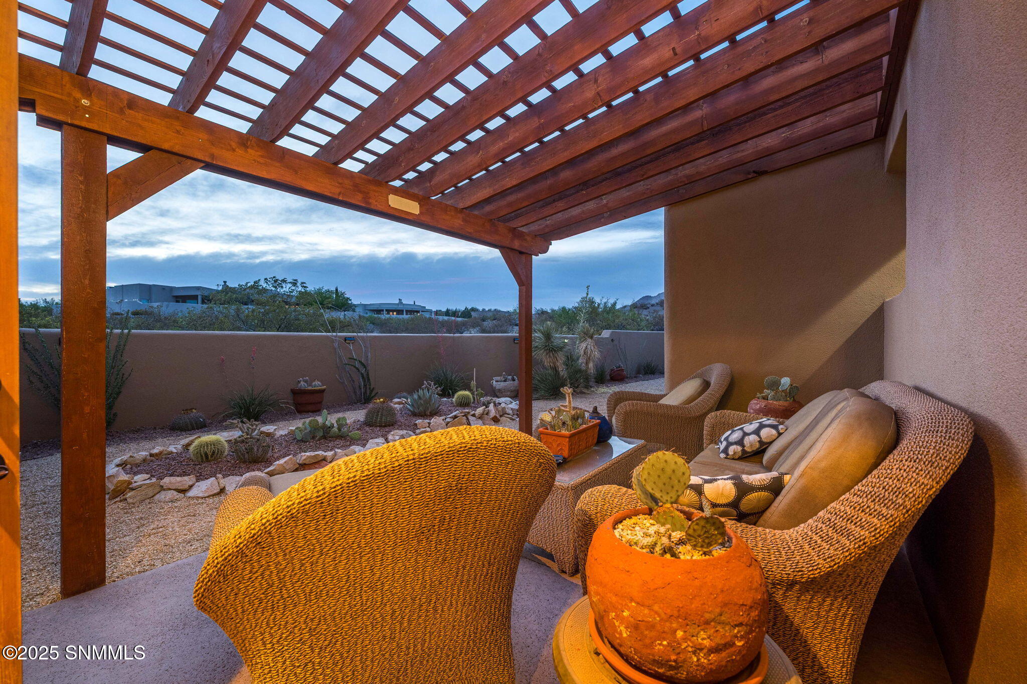 44-web-or-mls-Snappin Homes (Renoir8095)