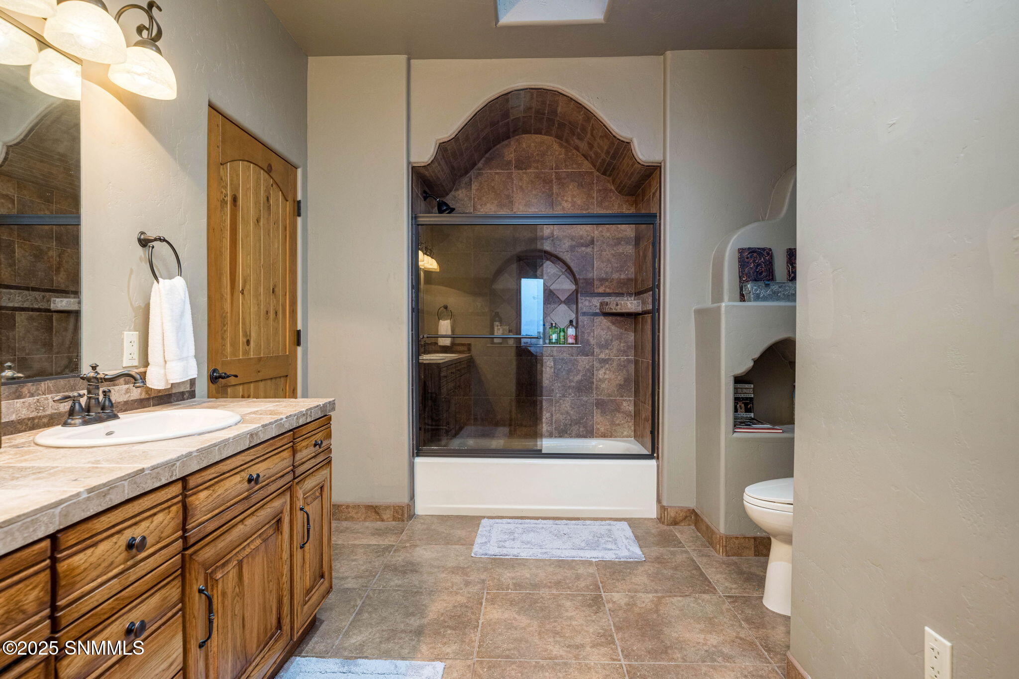 51-web-or-mls-Snappin Homes (Renoir8095)