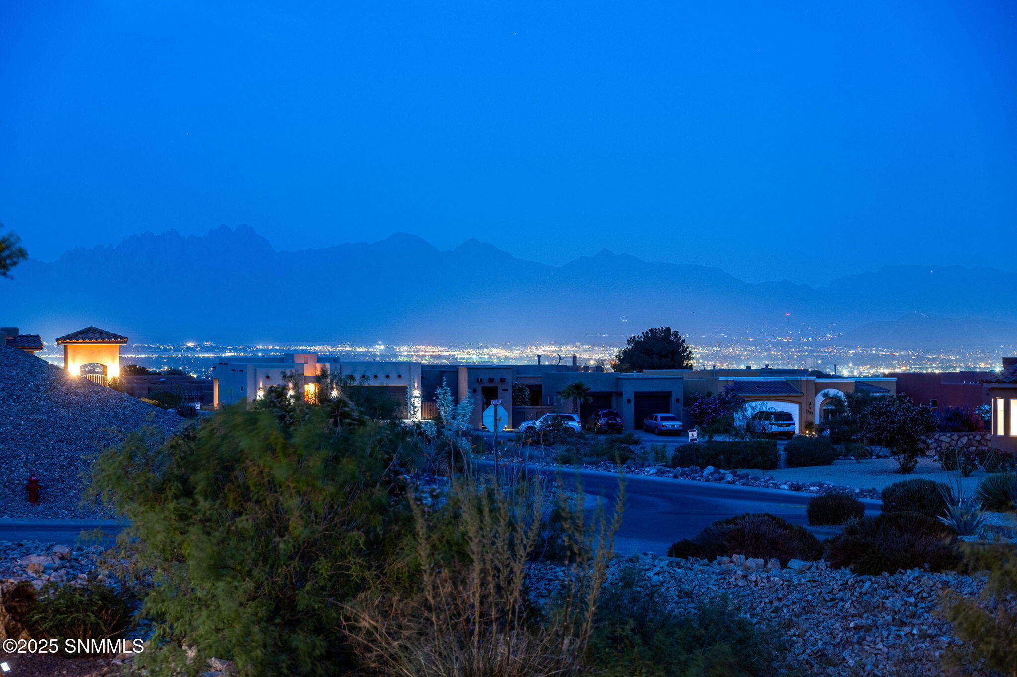 4-web-or-mls-Snappin Homes (Renoir8095)-