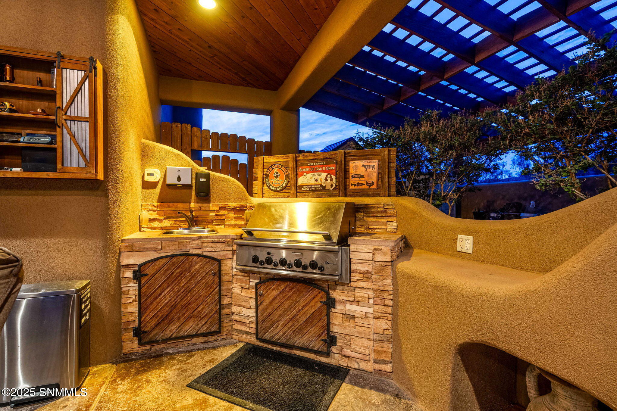 61-web-or-mls-Snappin Homes (Renoir8095)