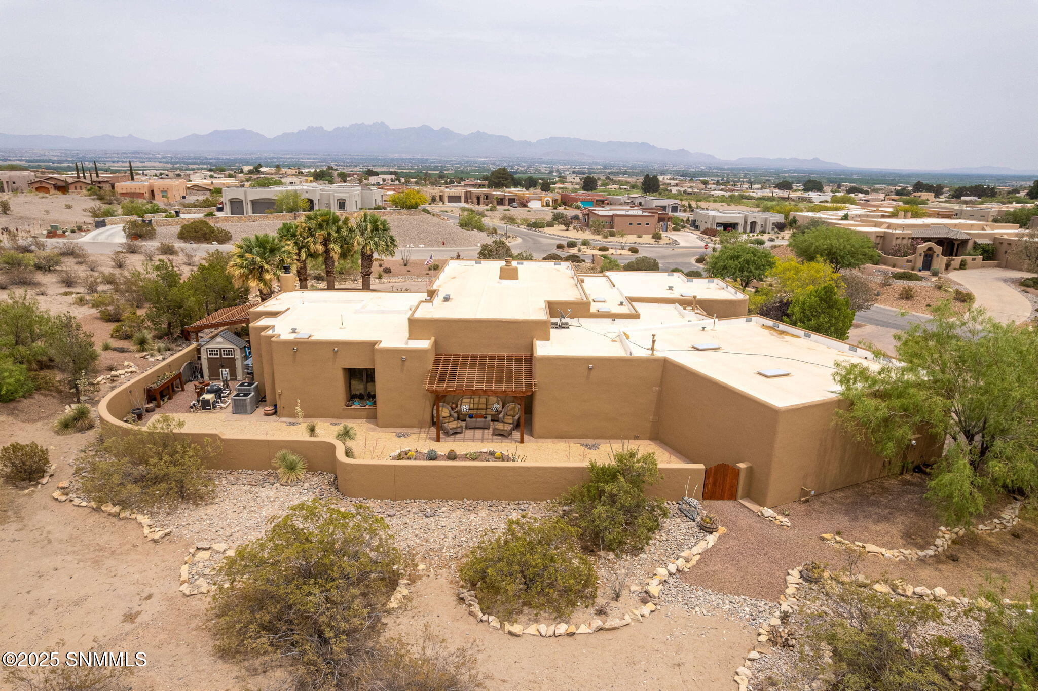 88-web-or-mls-Snappin Homes (Renoir8095)