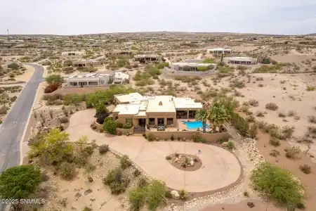 8095 Renoir Loop, Las Cruces, New Mexico 88007, 4 Bedrooms Bedrooms, ,2.5 BathroomsBathrooms,Residential,For Sale,Renoir,2501633