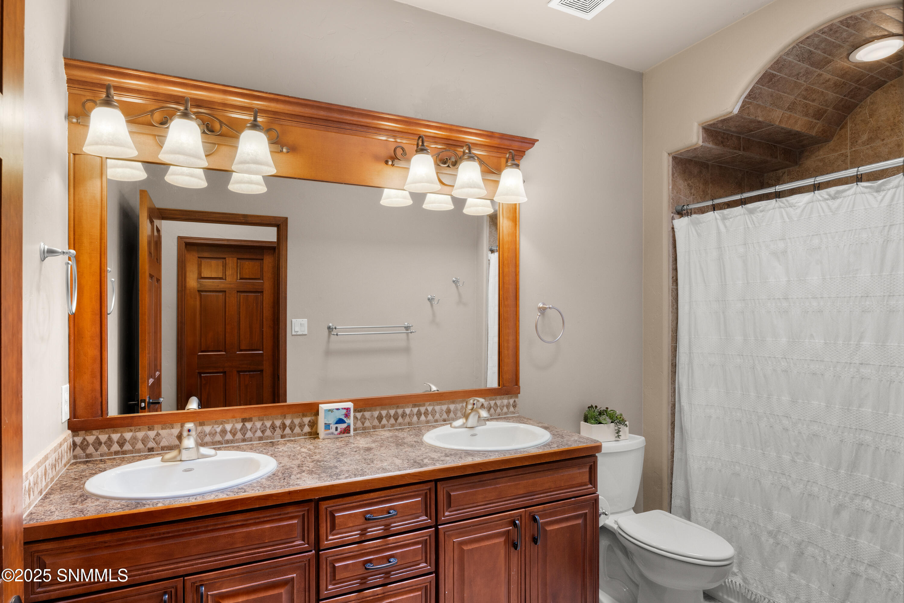 9770-Desert-Mirage-MLS-Camera-Guy-64