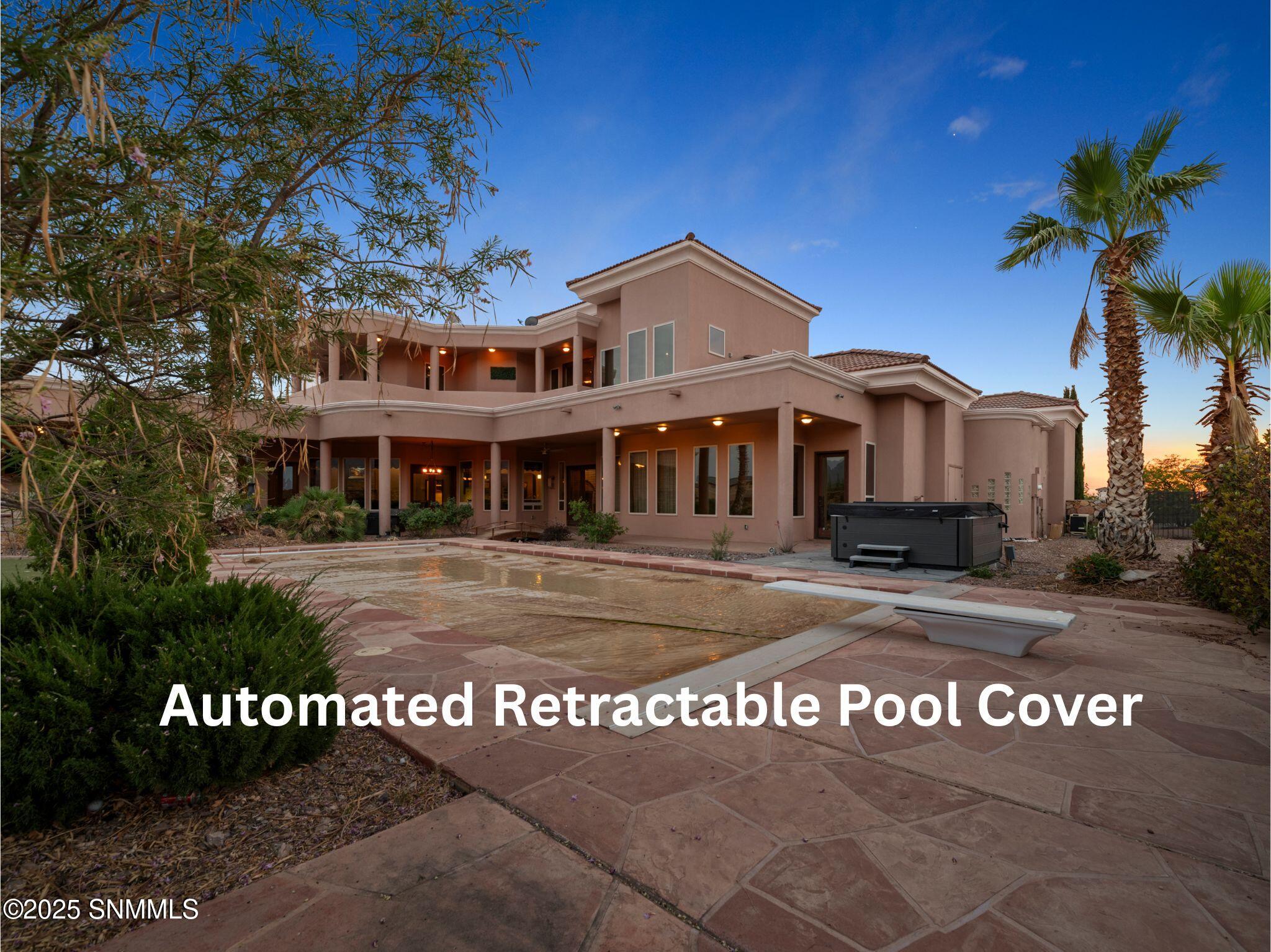Automated Retractable Pool Cover
