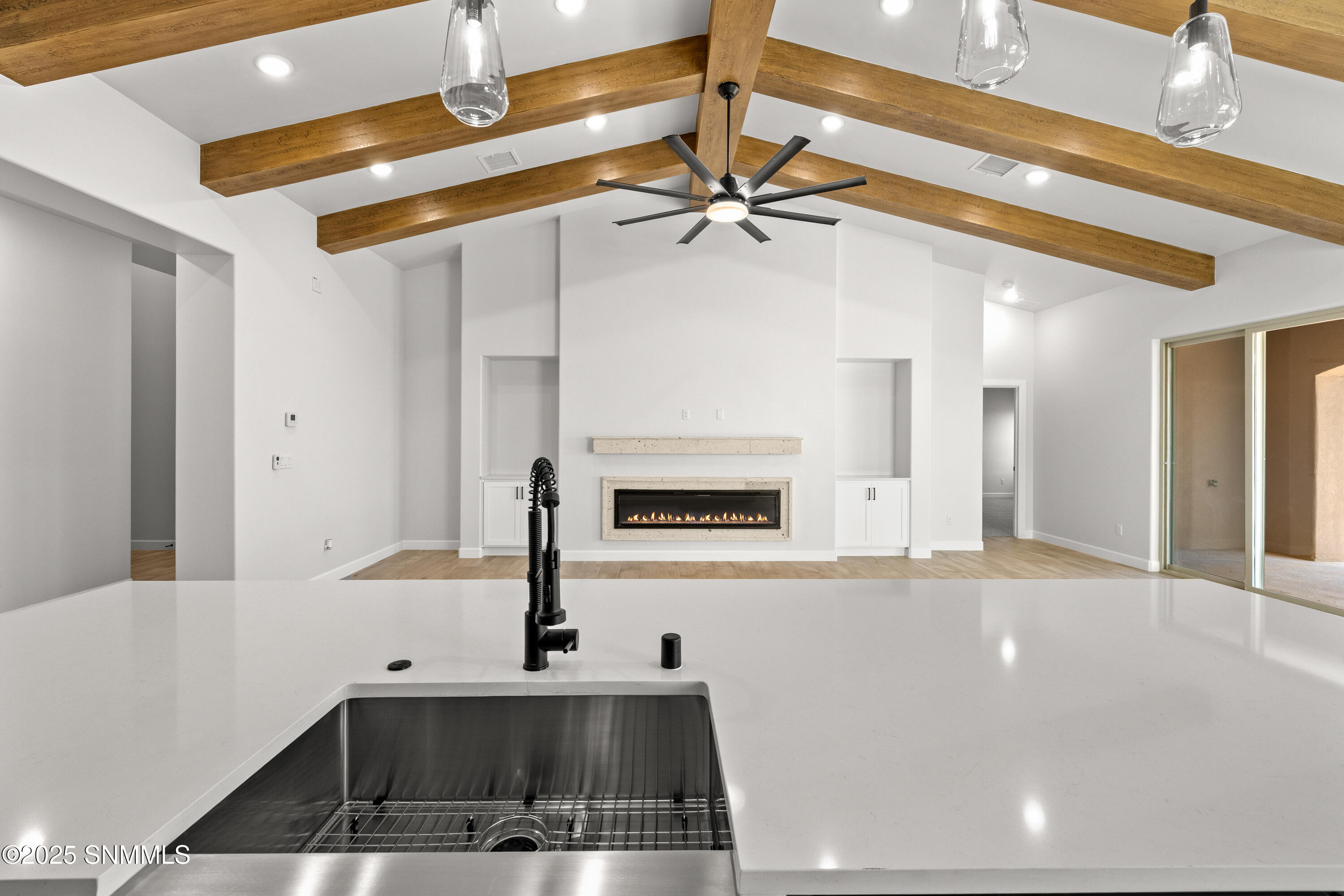 3906-Royal-View-MLS-Camera-Guy-11