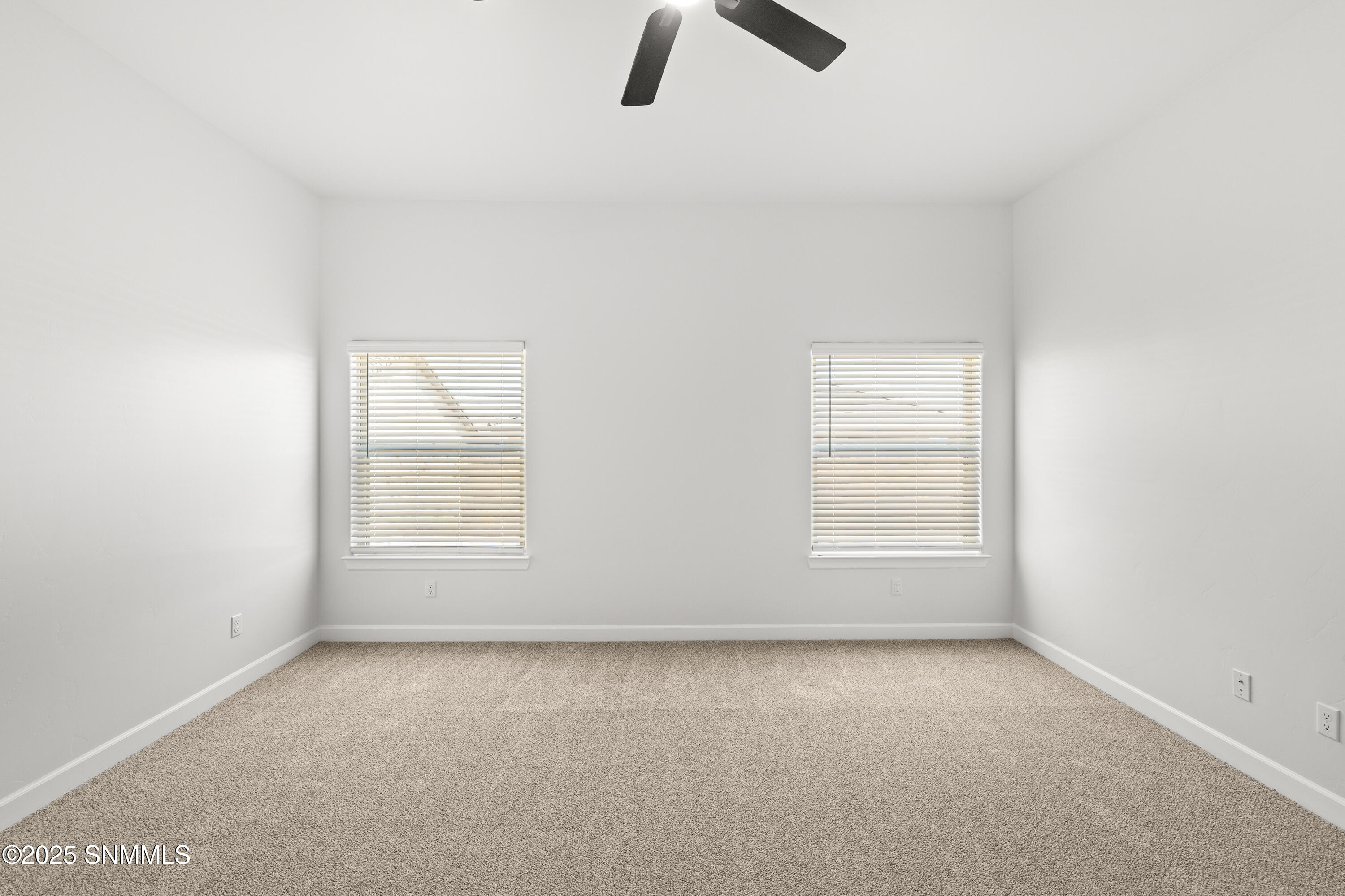 3906-Royal-View-MLS-Camera-Guy-13