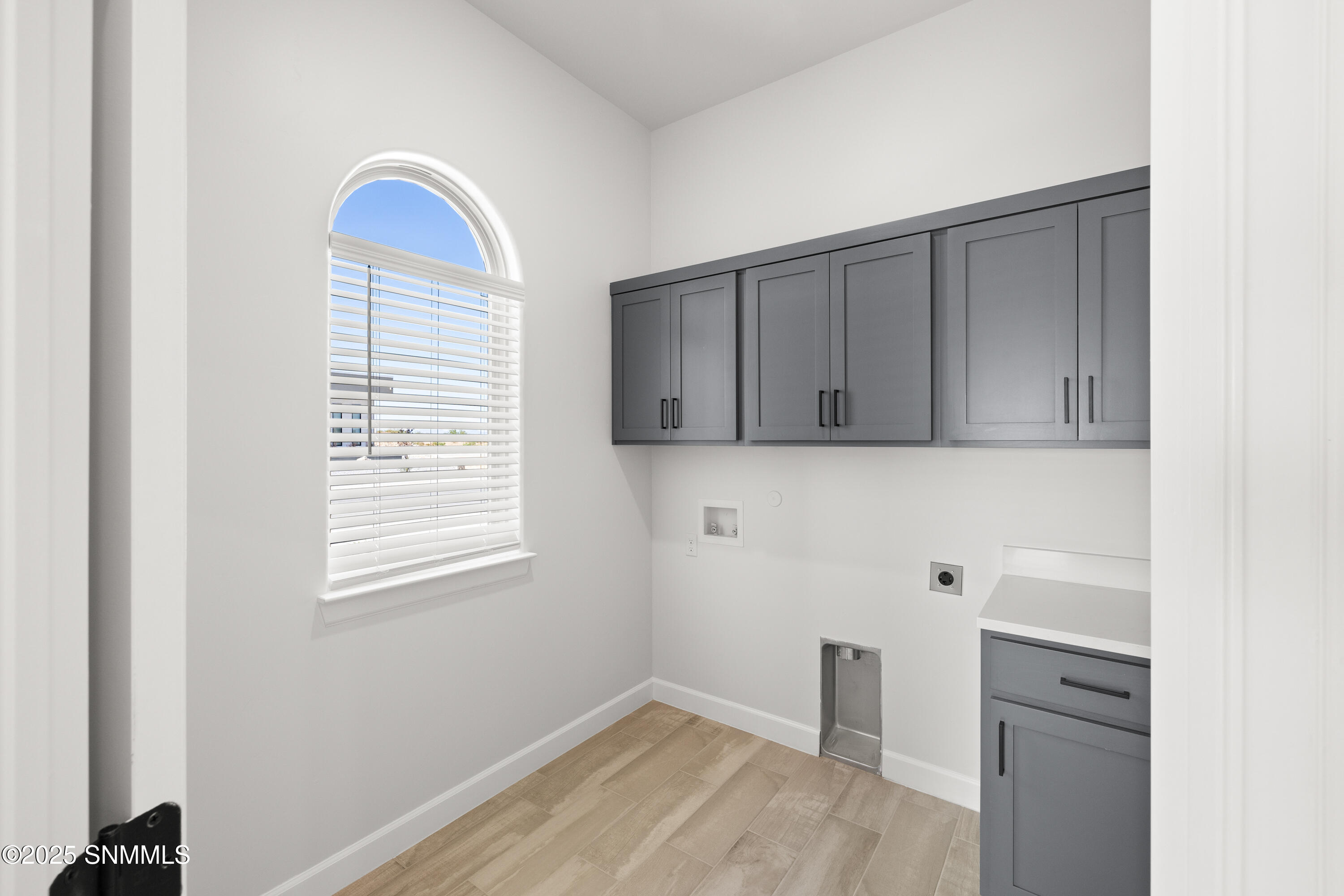 3906-Royal-View-MLS-Camera-Guy-23